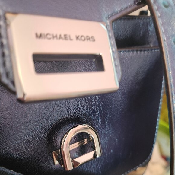 NWOT  Michael Kors Manhattan Metallic Satchel/Crossbody purse  Medium - Picture 14 of 15